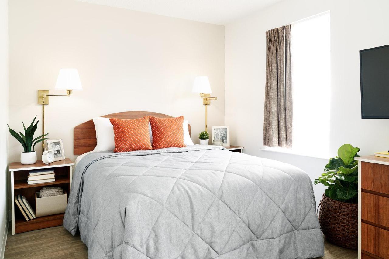 Intown Suites Extended Stay Lewisville Tx Valley View Dr Екстериор снимка